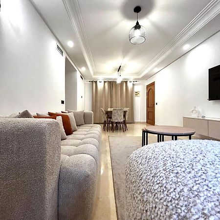 Charmant Appartement A Gueliz マラケシュ エクステリア 写真